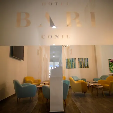 Bari Hotell Conil De La Frontera