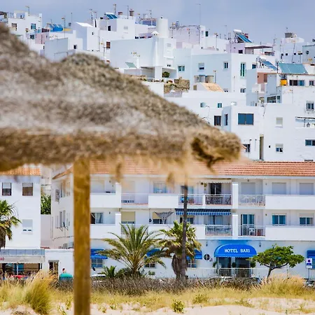 Bari Hotell *